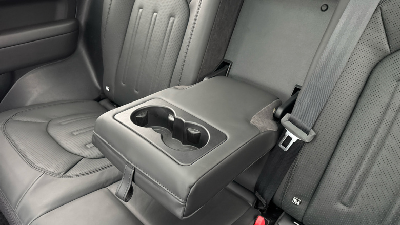 Land Rover Defender 3.0 P400 X 90 3dr Auto Petrol Estate